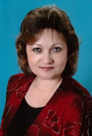 Тробюк Елена Александровна, музыкальный руководитель  детского сада № 83